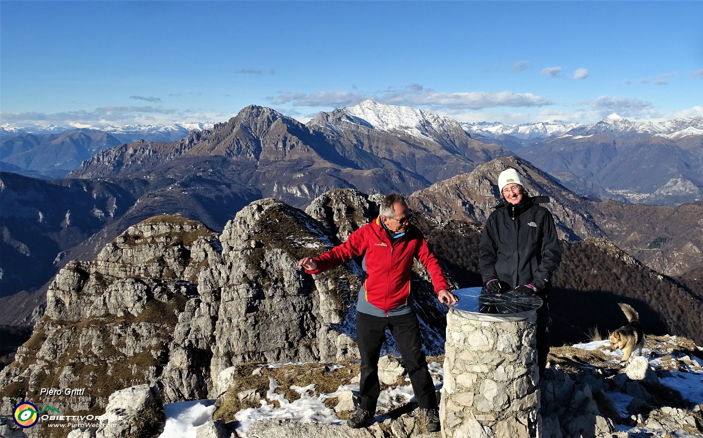 68 Dal Resegone vista verso la cresta nord e le Grigne.JPG -                                